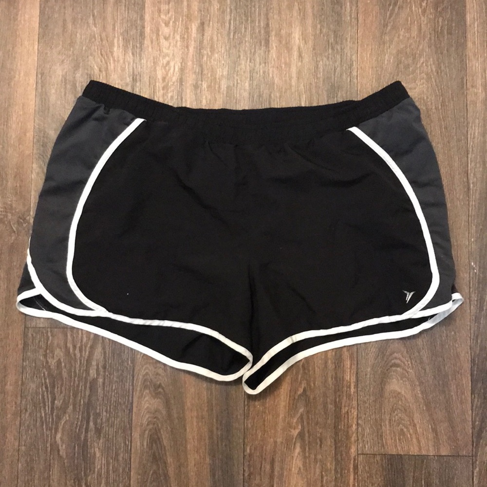 Old navy active running shorts